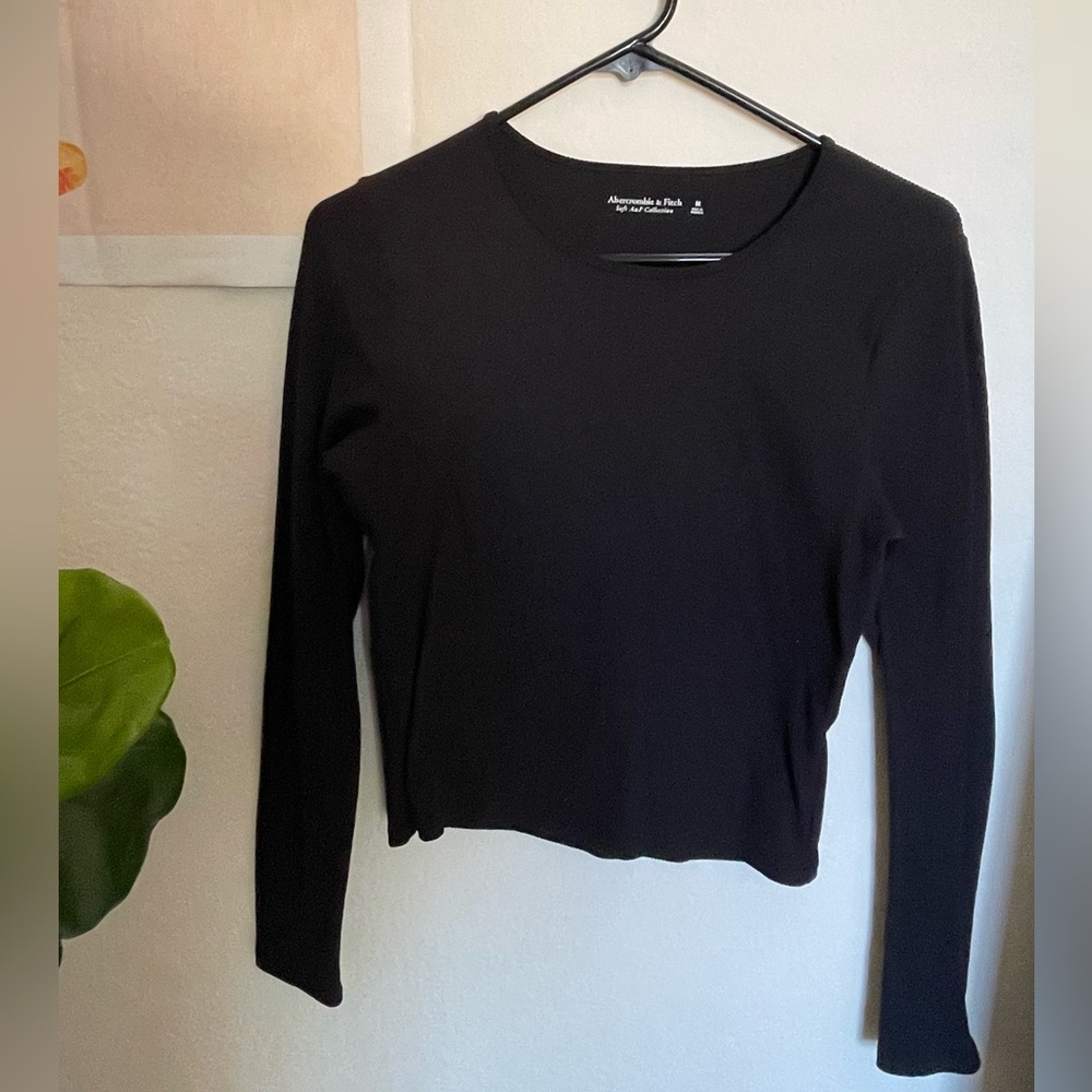 Ribbed long sleeve top